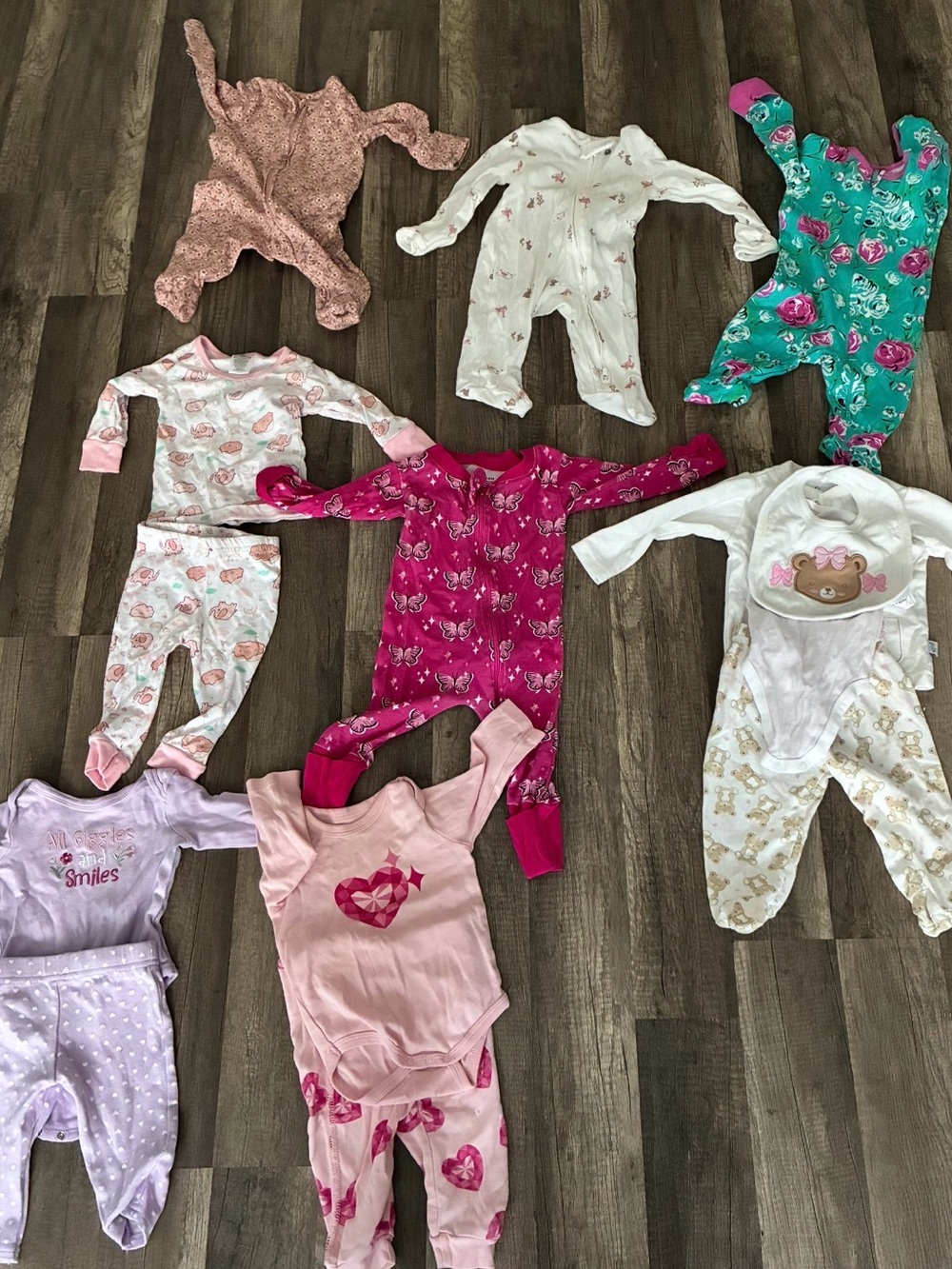 NEW BORN BUNDLE - Picture 4 of 5